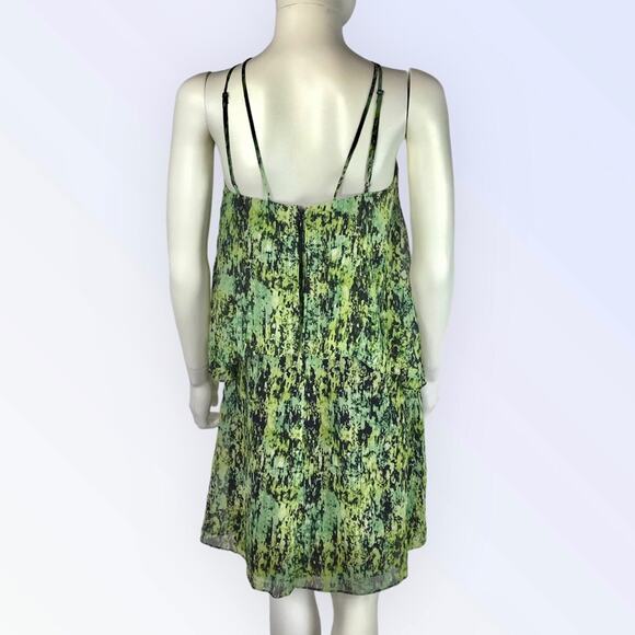 BCBG MaxAzria Silk Dress Green & Black Lightweight Knee Length - Picture 3 of 7